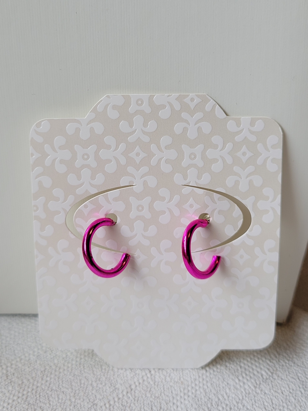 5/$25💎 Metallic Pink Hoop Earrings